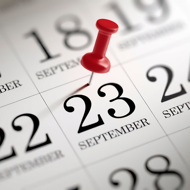 Kalender mit Stichtag 23. September Ausschnitt Wandkalender mit Pin auf 23. September